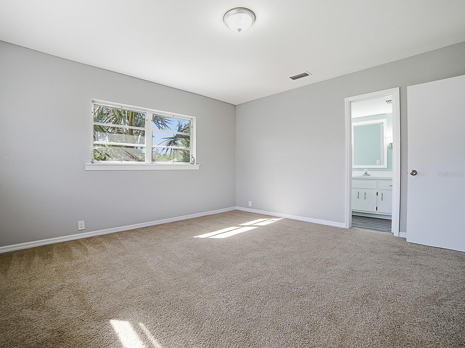 SPGS BATH & YACHT CLUB UNIT 01 - Residential