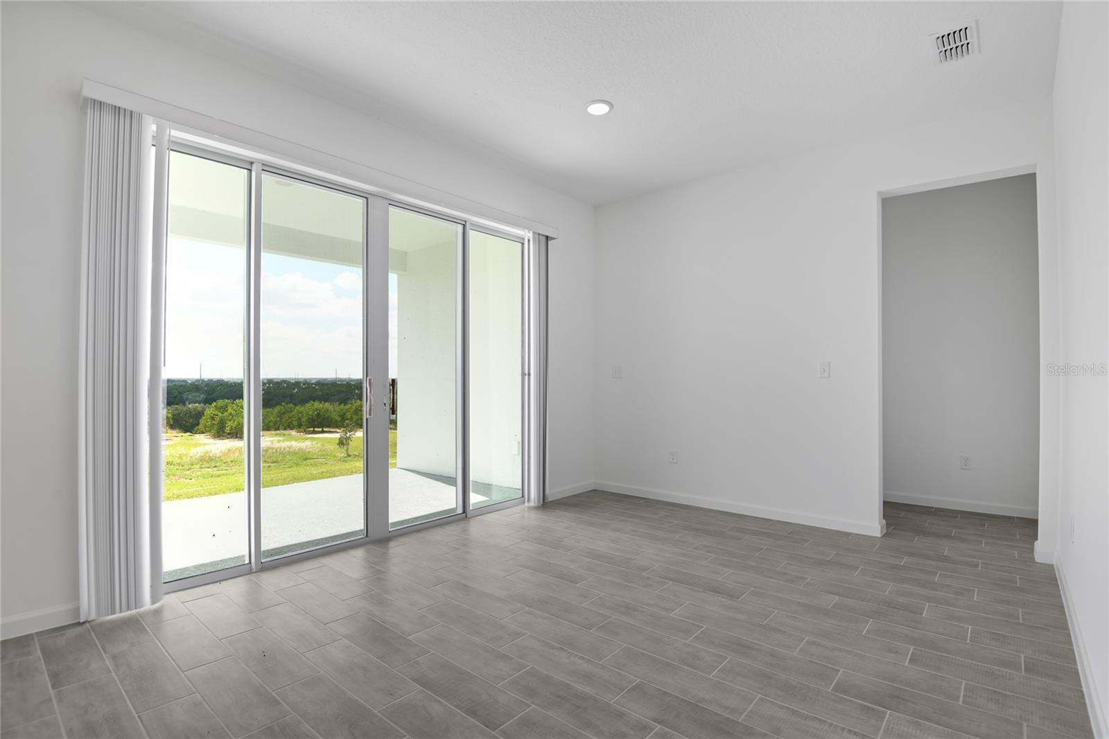 SEASONS AT BELLA VISTA - Residential