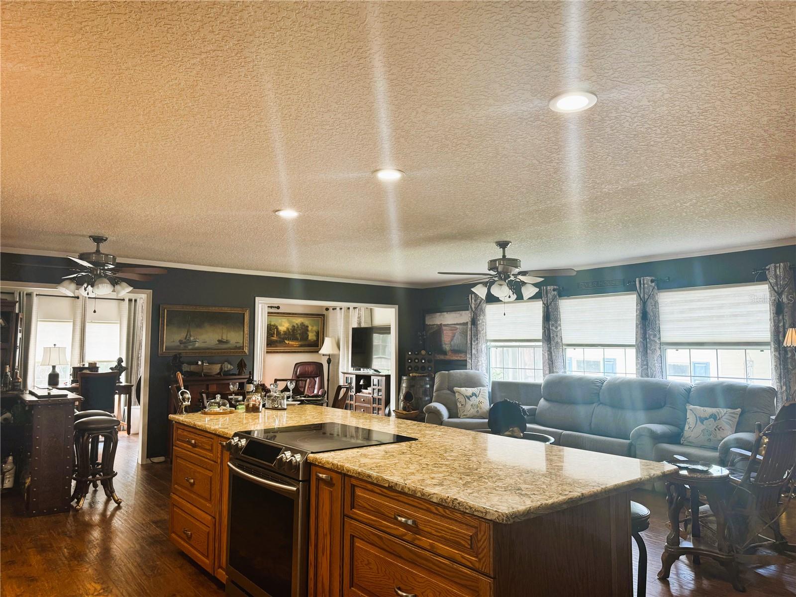 HAWTHORNE AT LEESBURG A COOP - Residential