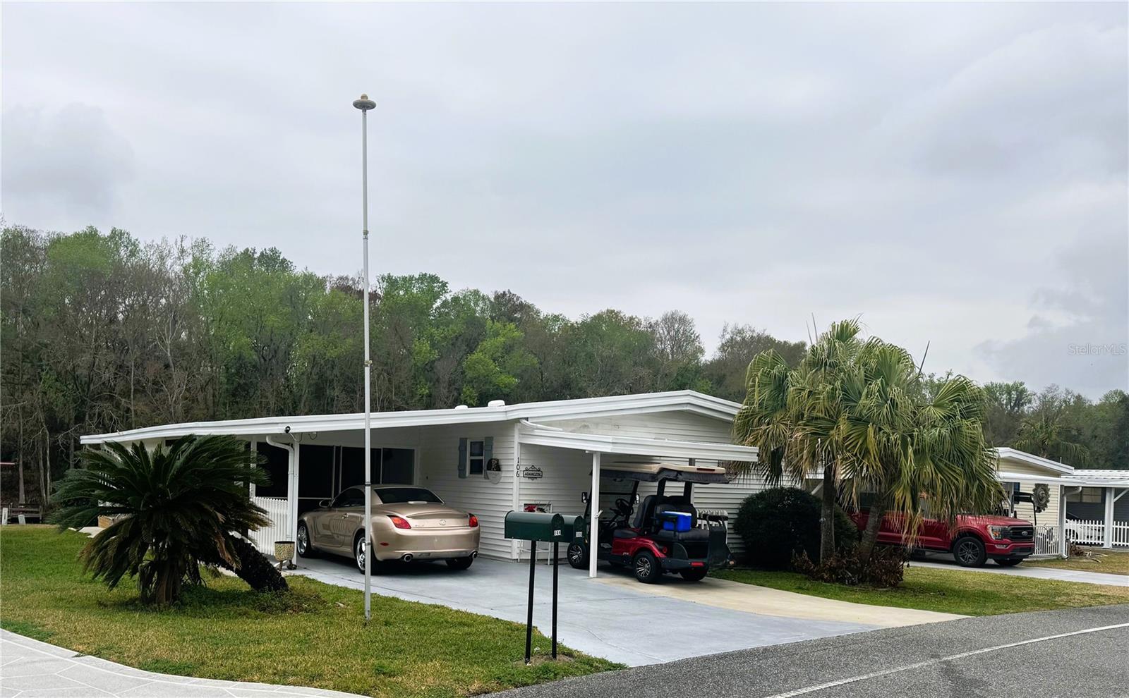 HAWTHORNE AT LEESBURG A COOP - Residential