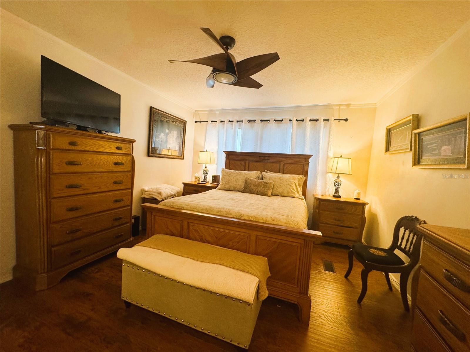 HAWTHORNE AT LEESBURG A COOP - Residential