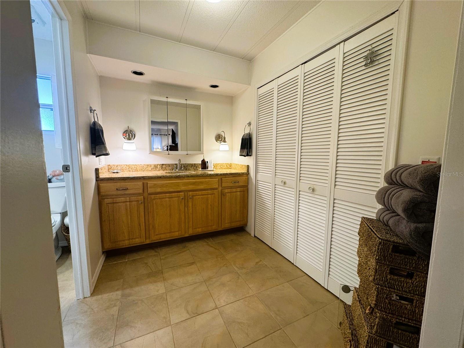 HAWTHORNE AT LEESBURG A COOP - Residential