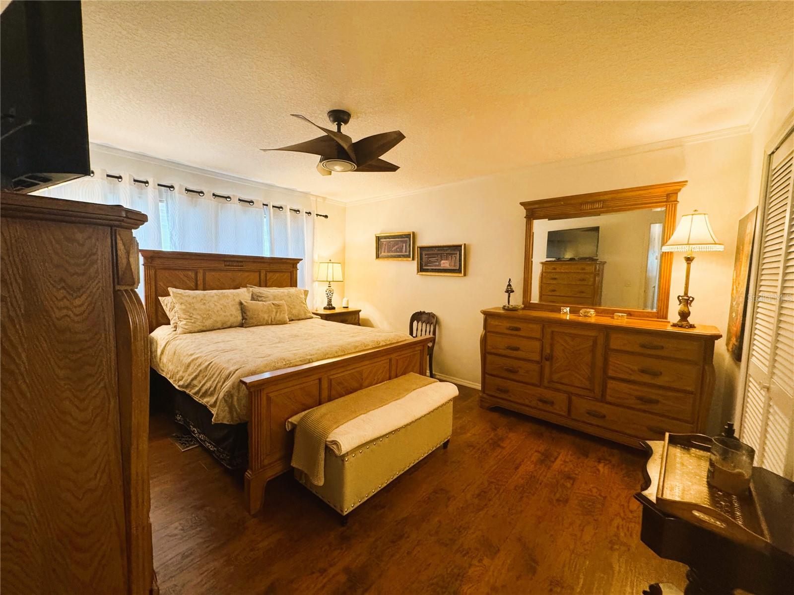 HAWTHORNE AT LEESBURG A COOP - Residential