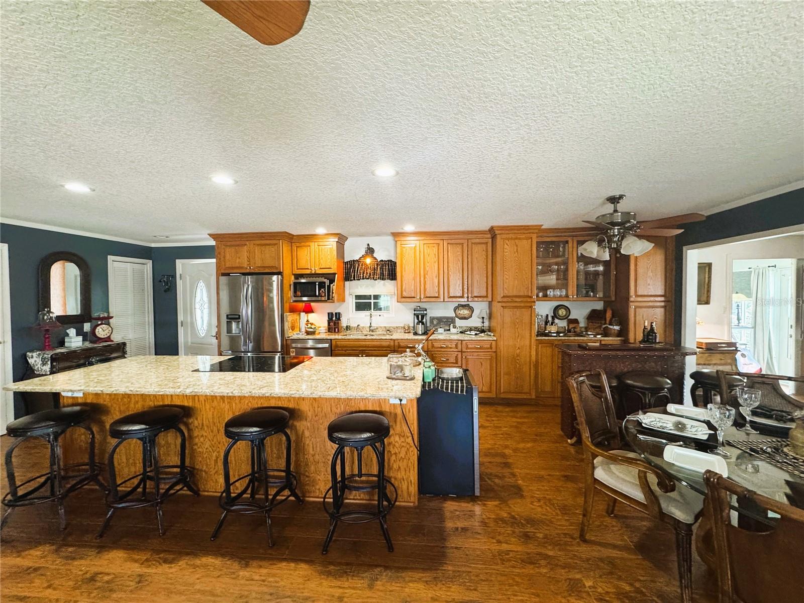 HAWTHORNE AT LEESBURG A COOP - Residential