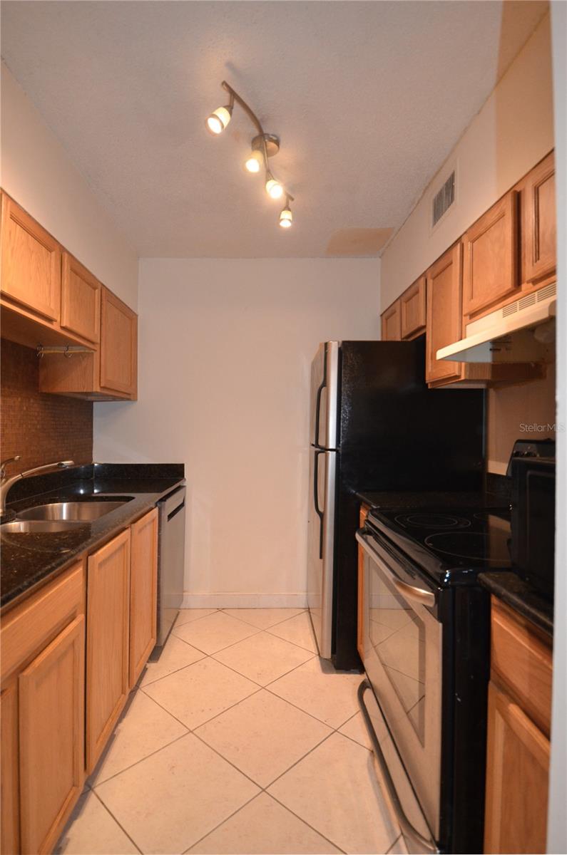 6519 W NEWBERRY ROAD 105