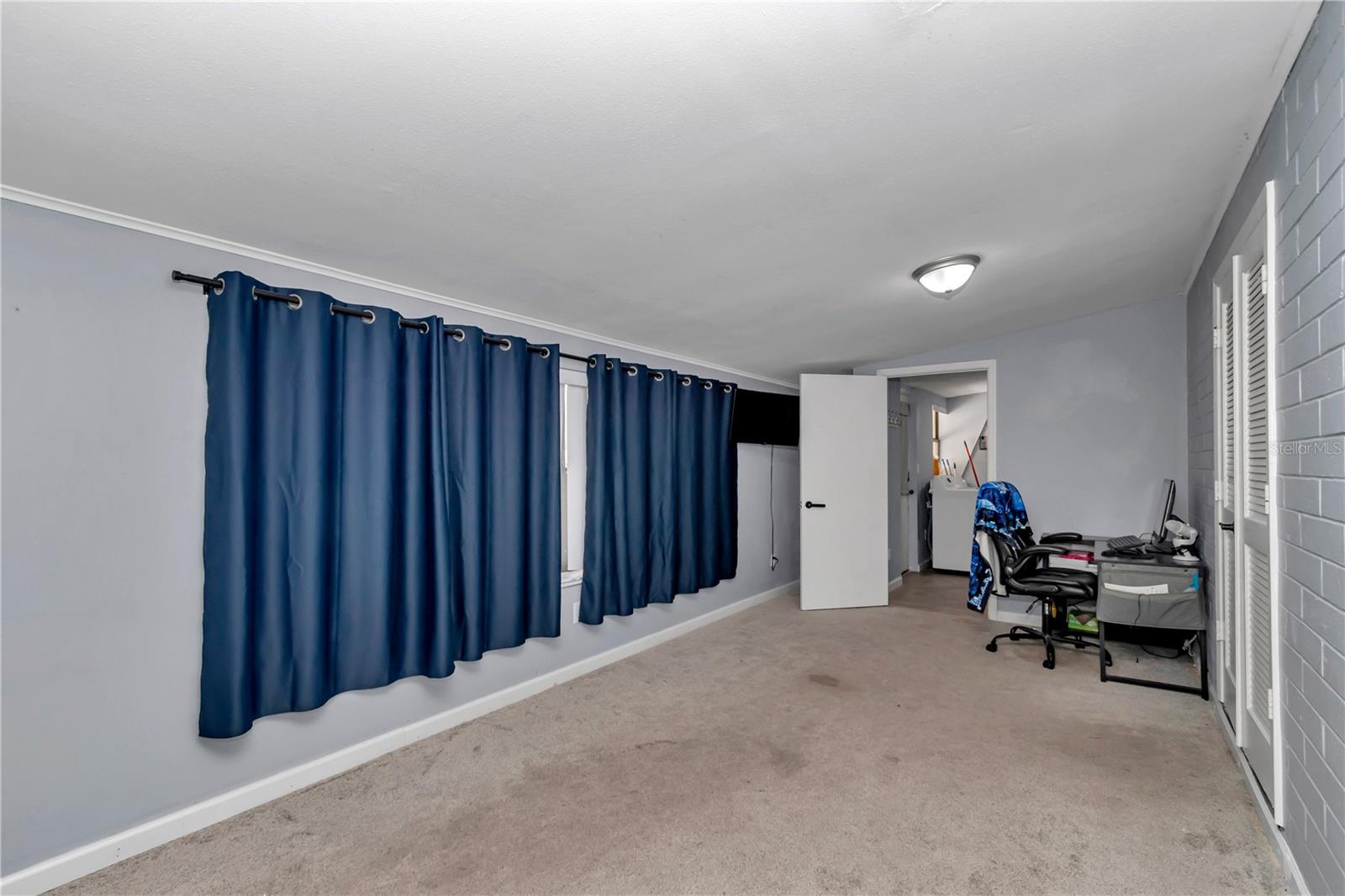 SILVERCREST - Commercial Sale