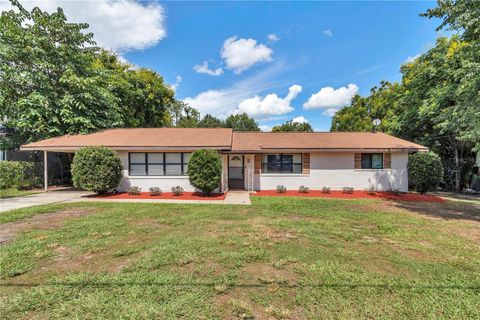 Tiny photo for 2433 NE 2nd Street, Ocala, FL 34470 (MLS # OM723240)
