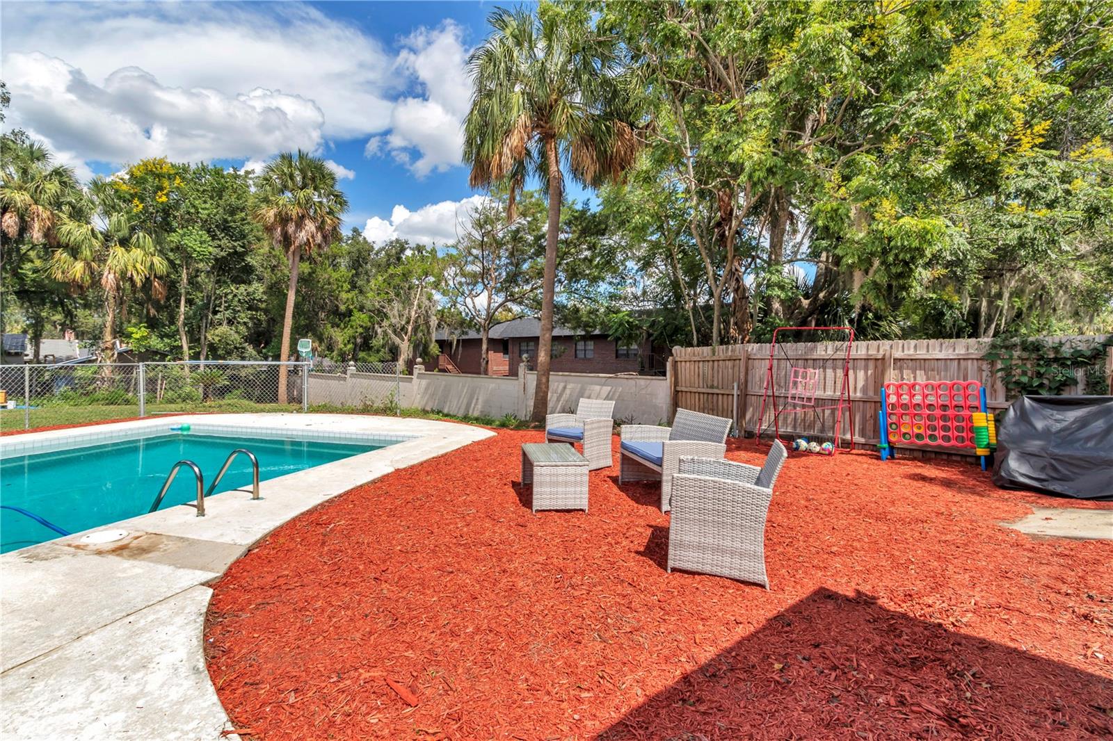SILVERCREST - Commercial Sale