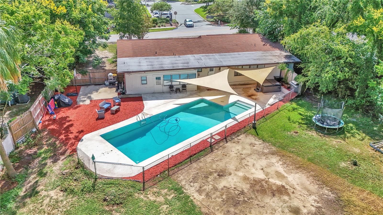 SILVERCREST - Commercial Sale