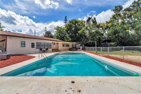 Tiny photo for 2433 NE 2nd Street, Ocala, FL 34470 (MLS # OM723240)