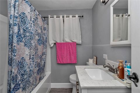 Tiny photo for 2433 NE 2nd Street, Ocala, FL 34470 (MLS # OM723240)