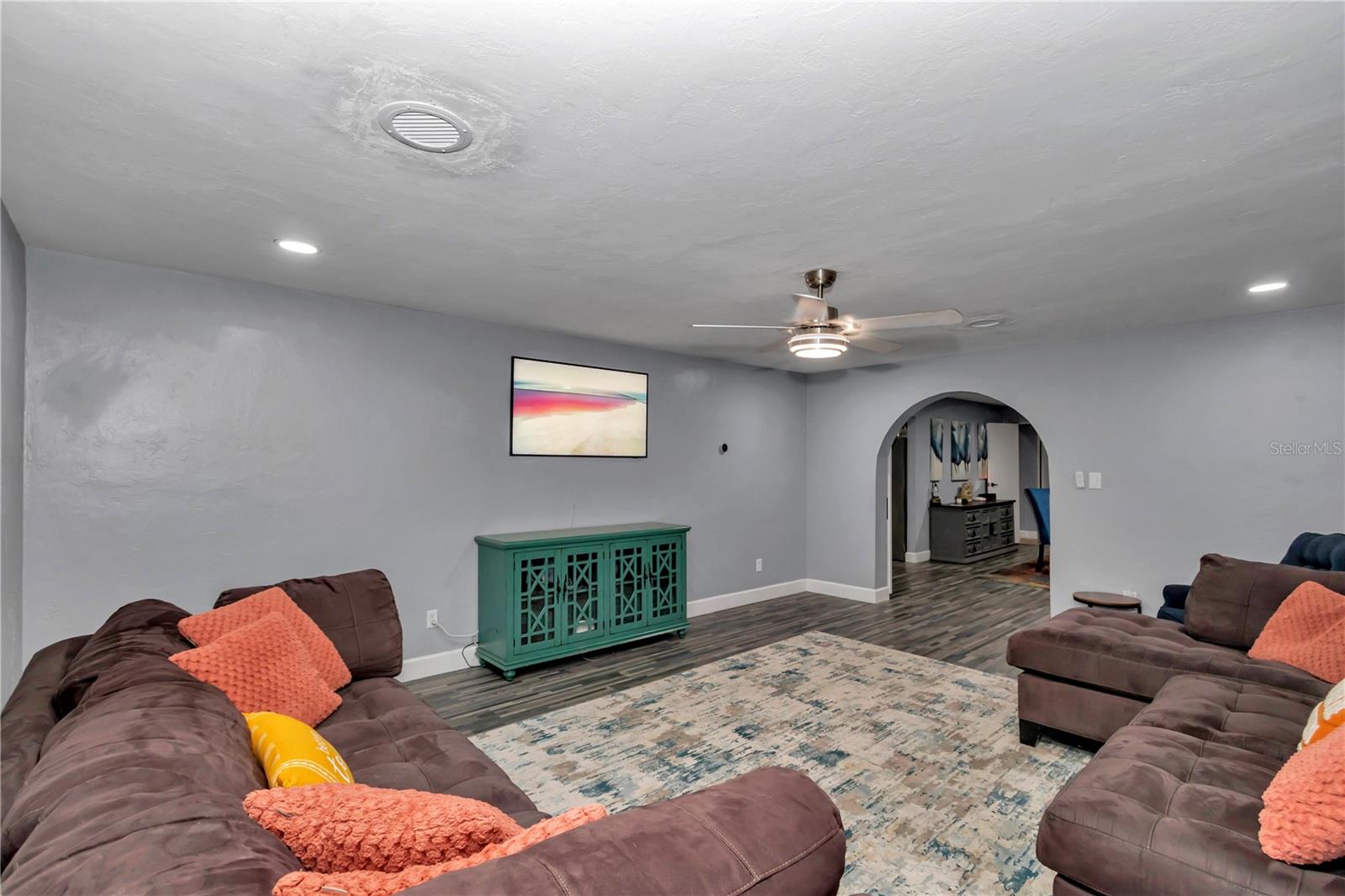 SILVERCREST - Commercial Sale