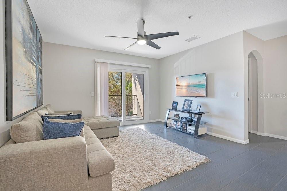 COURTNEY LNDG - Residential