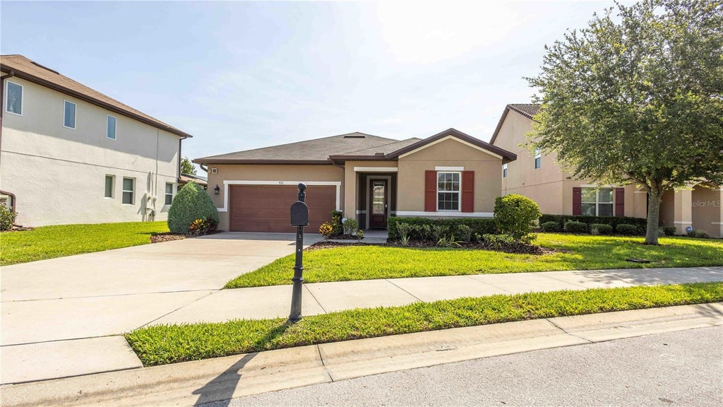 Photo of 922 Suffolk Place, Davenport, FL 33896 (MLS # O6447068)