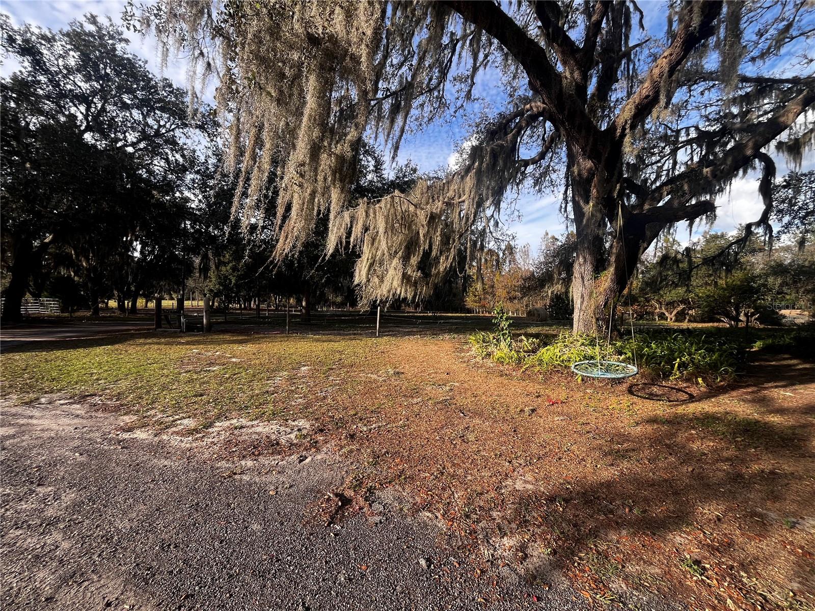 GROVELAND FARMS 34-22-24 - Residential