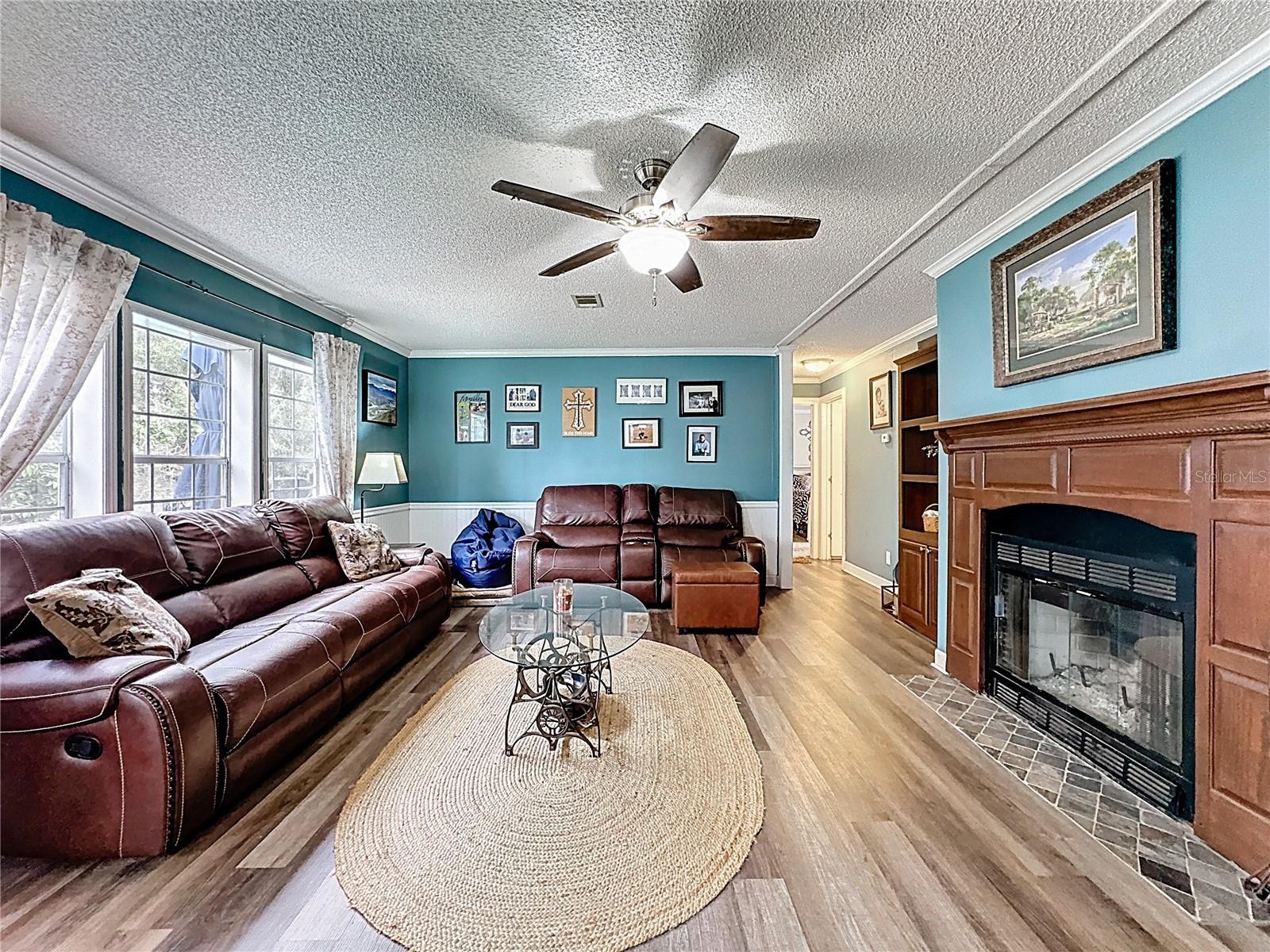 GROVELAND FARMS 34-22-24 - Residential