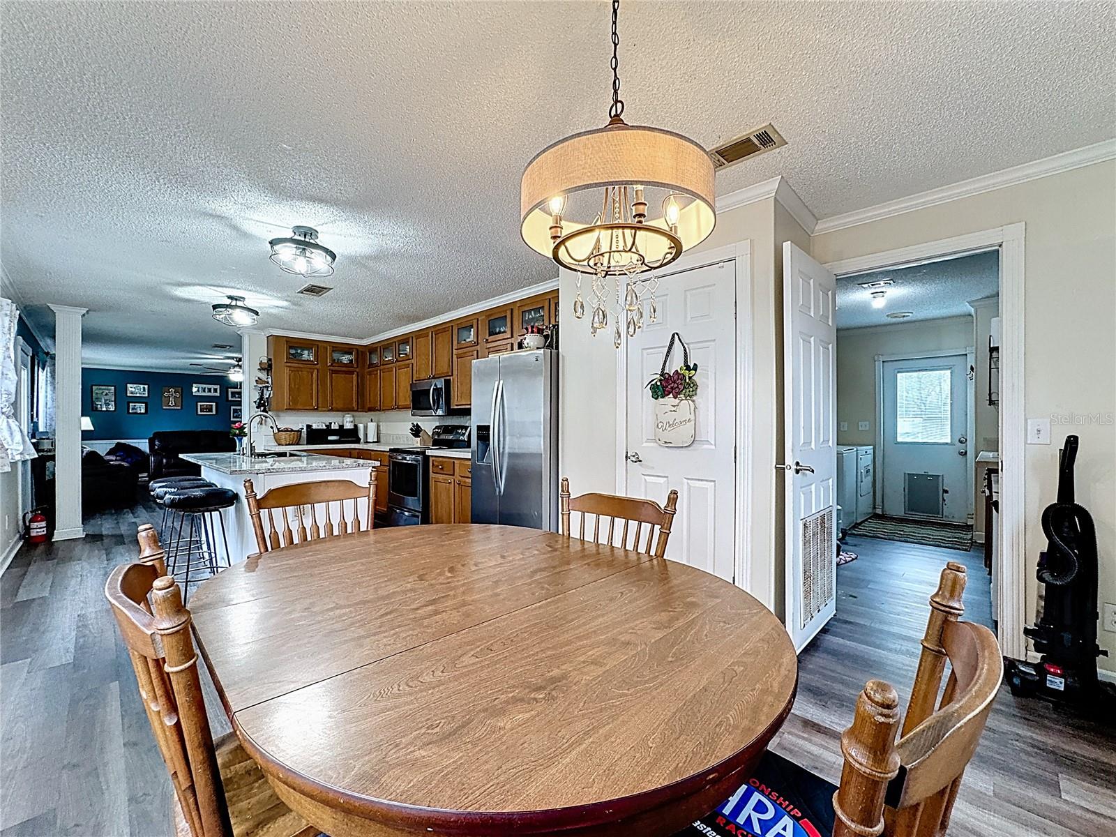 GROVELAND FARMS 34-22-24 - Residential