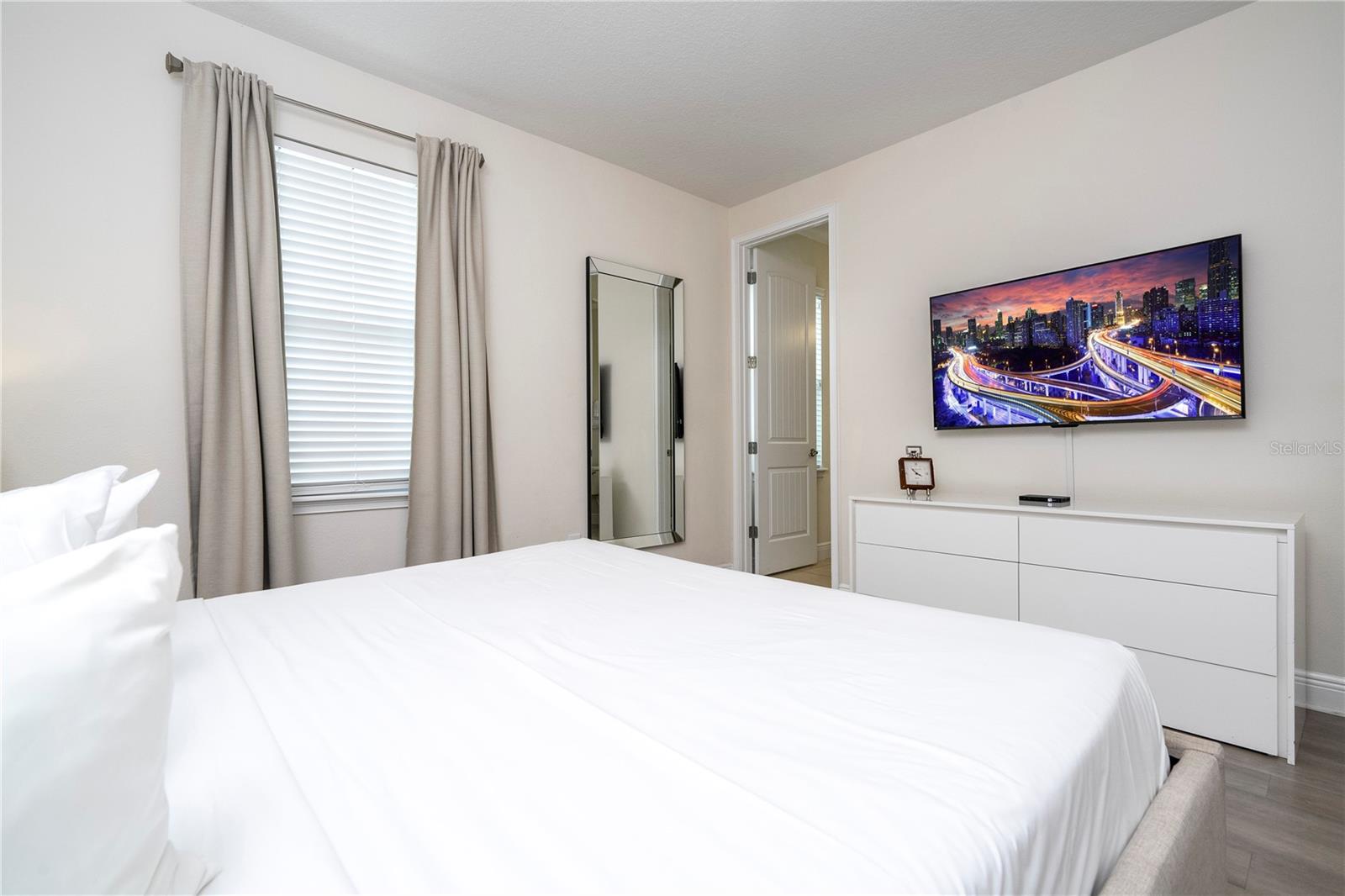 REUNION WEST PH 1 WEST & AMENT CTR RPLT - Residential