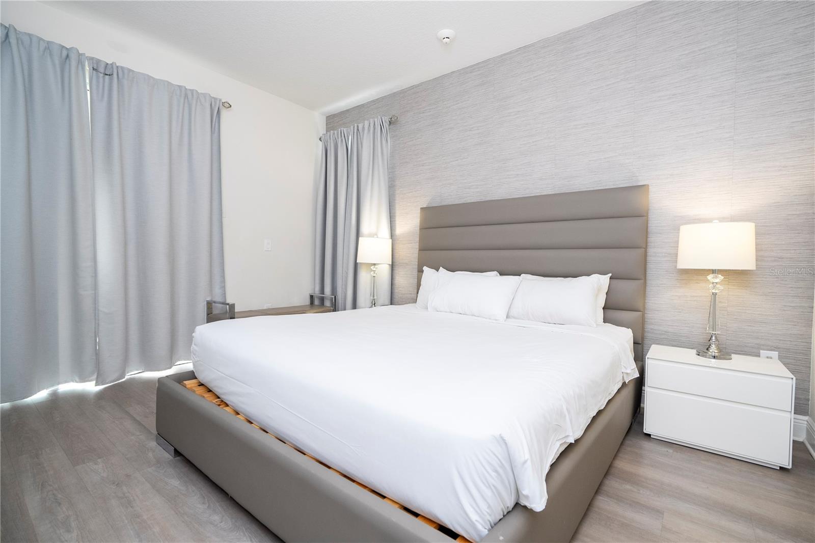 REUNION WEST PH 1 WEST & AMENT CTR RPLT - Residential