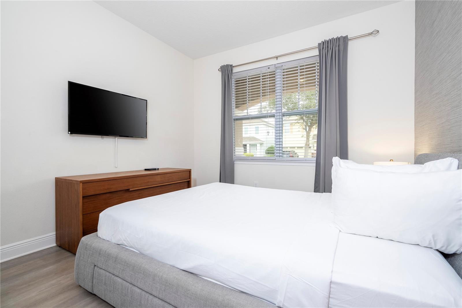 REUNION WEST PH 1 WEST & AMENT CTR RPLT - Residential