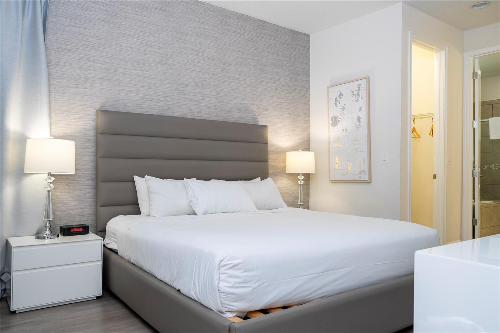 REUNION WEST PH 1 WEST & AMENT CTR RPLT - Residential