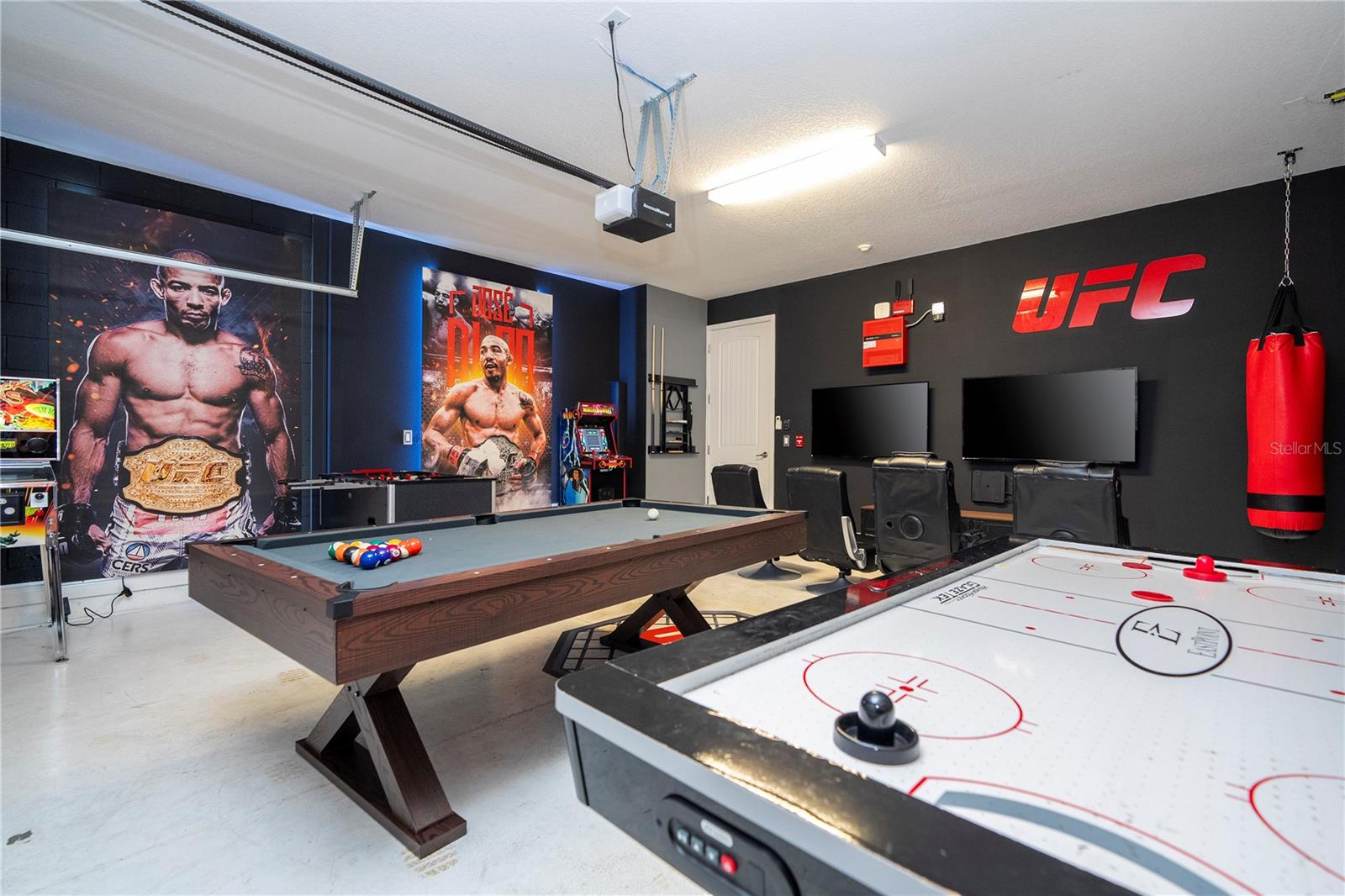 REUNION WEST PH 1 WEST & AMENT CTR RPLT - Residential