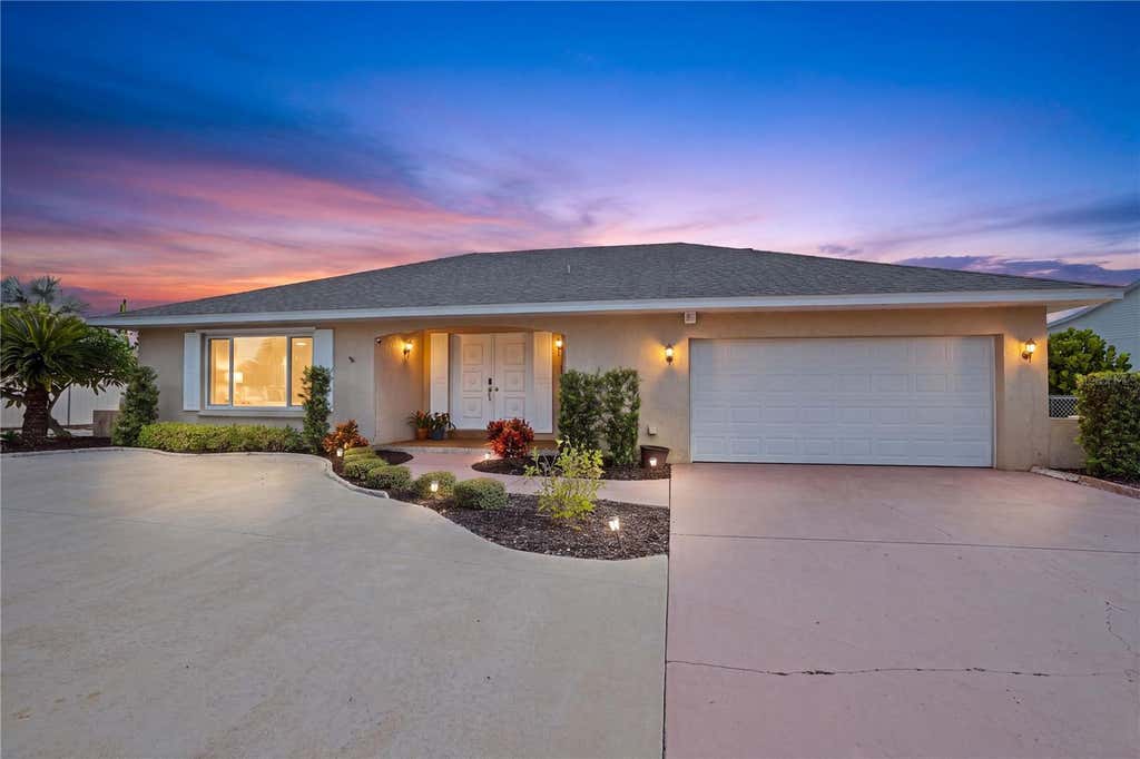 Photo of 756 Flamingo Drive, Apollo Beach, FL 33572 (MLS # TB8542107)