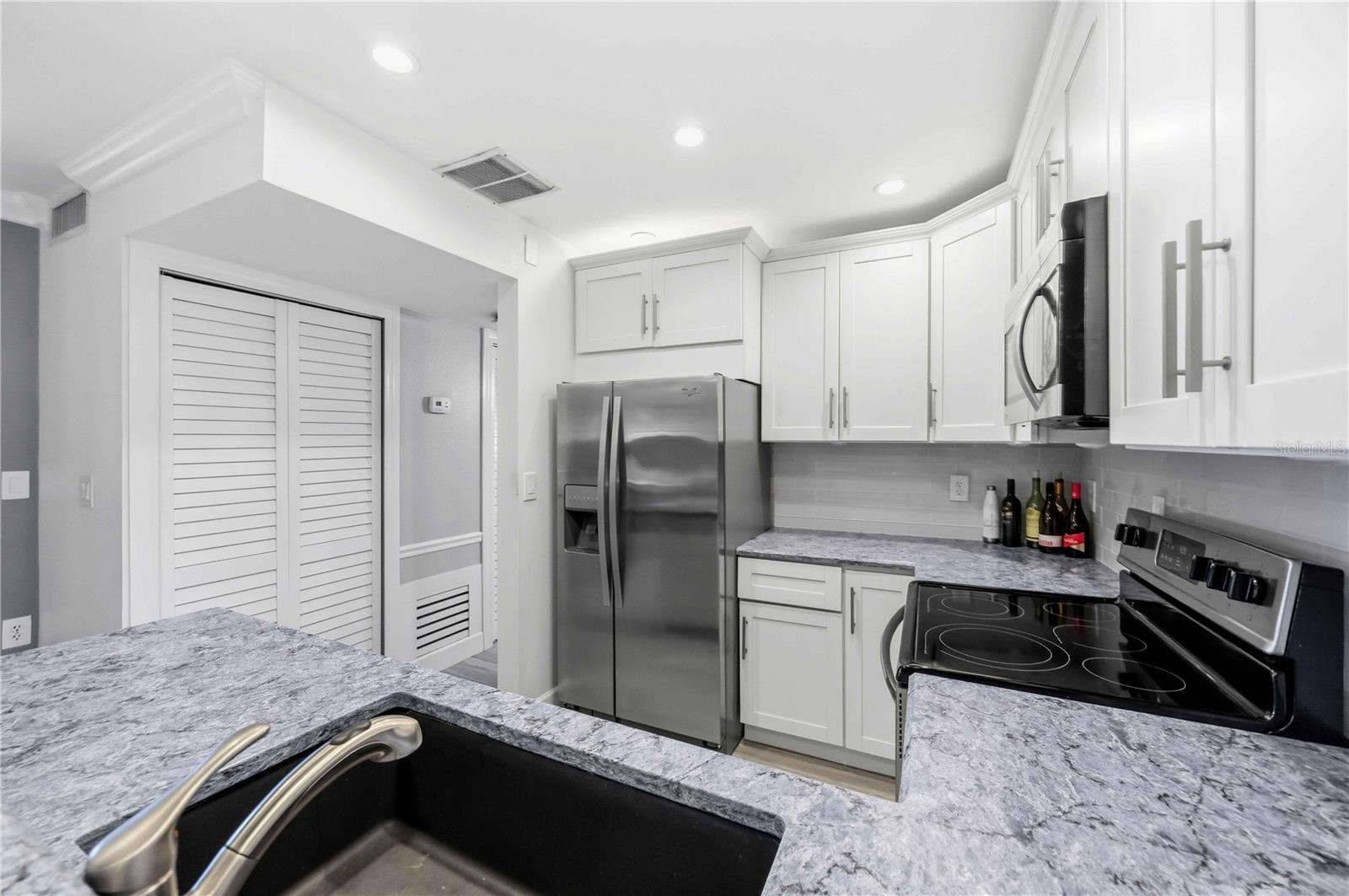 VILLAGE BROOKE SEC 3 - Residential