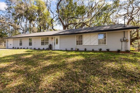 Photo of 421 SW 137th Avenue, Ocala, FL 34481 (MLS # O6390649)