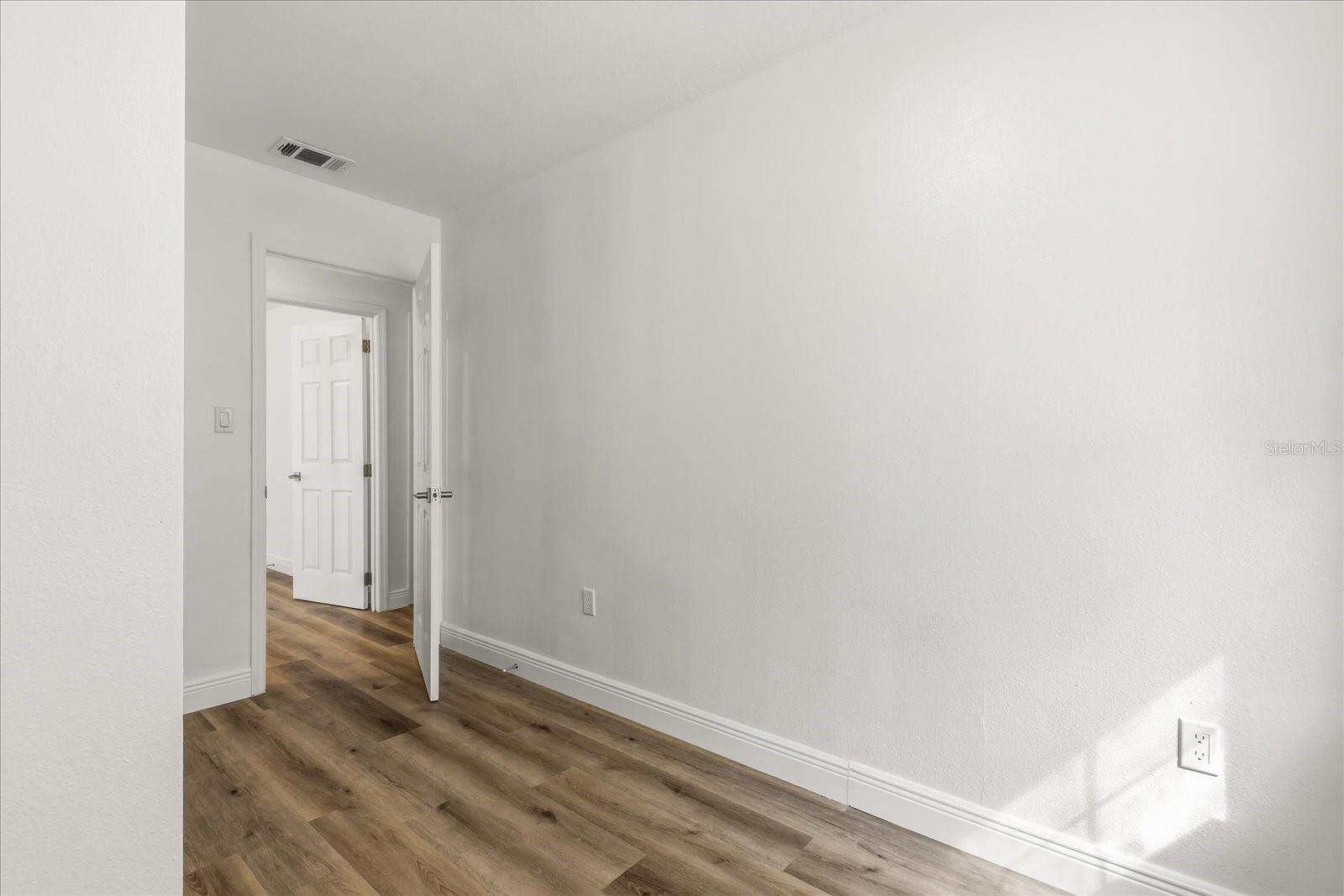 RAINBOW PARK UN 08 - Residential