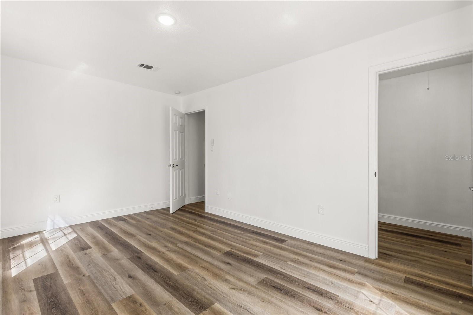 RAINBOW PARK UN 08 - Residential