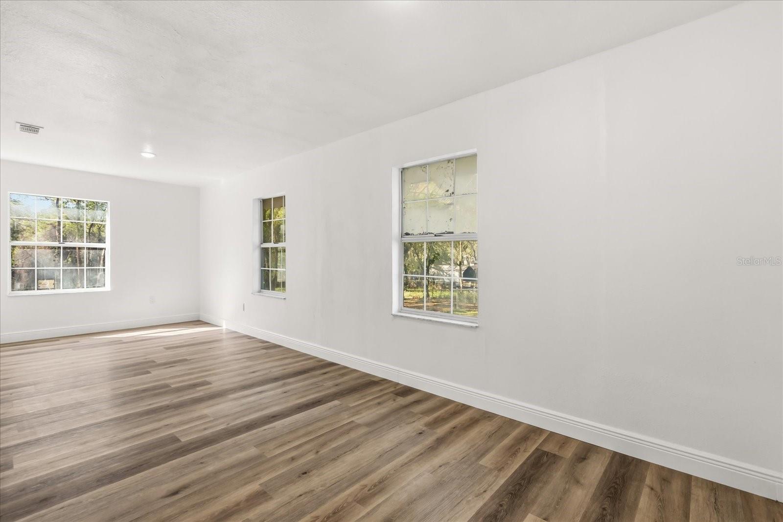 RAINBOW PARK UN 08 - Residential