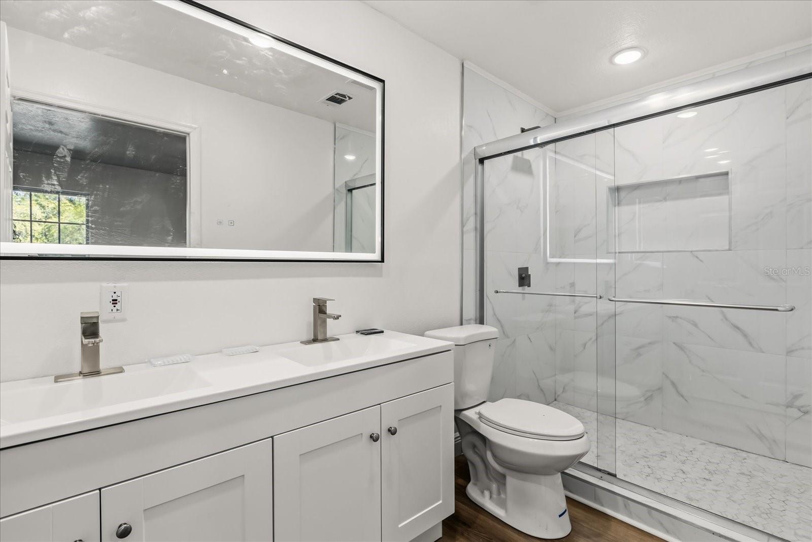 RAINBOW PARK UN 08 - Residential