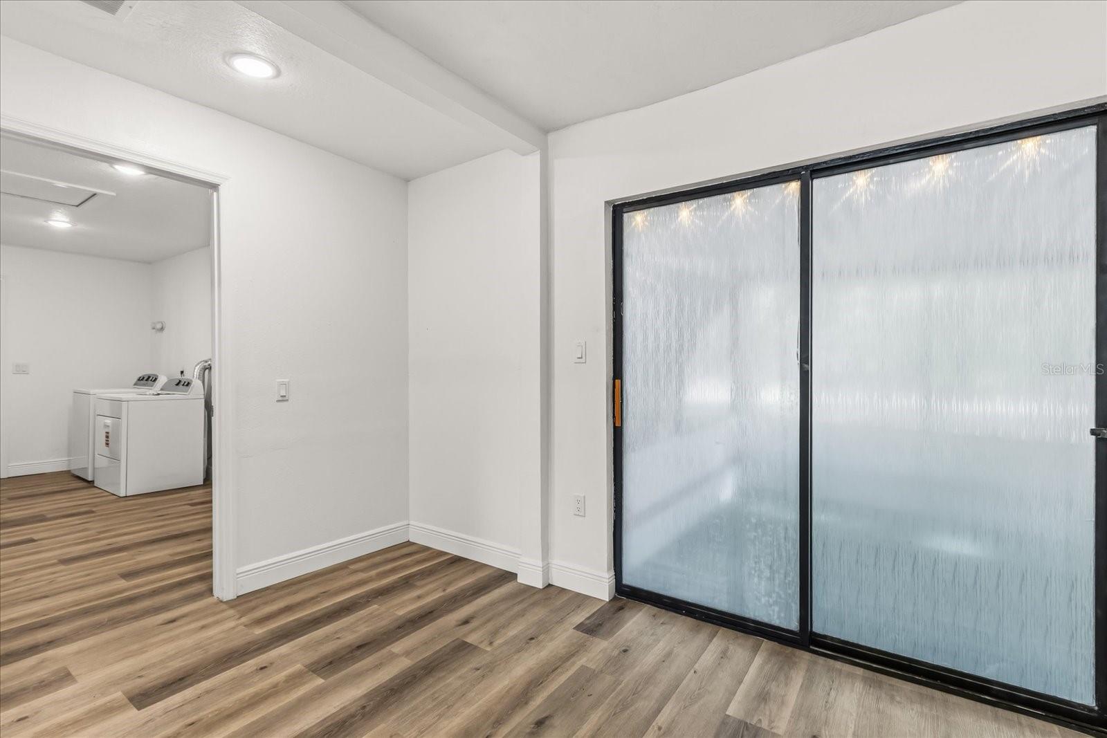 RAINBOW PARK UN 08 - Residential