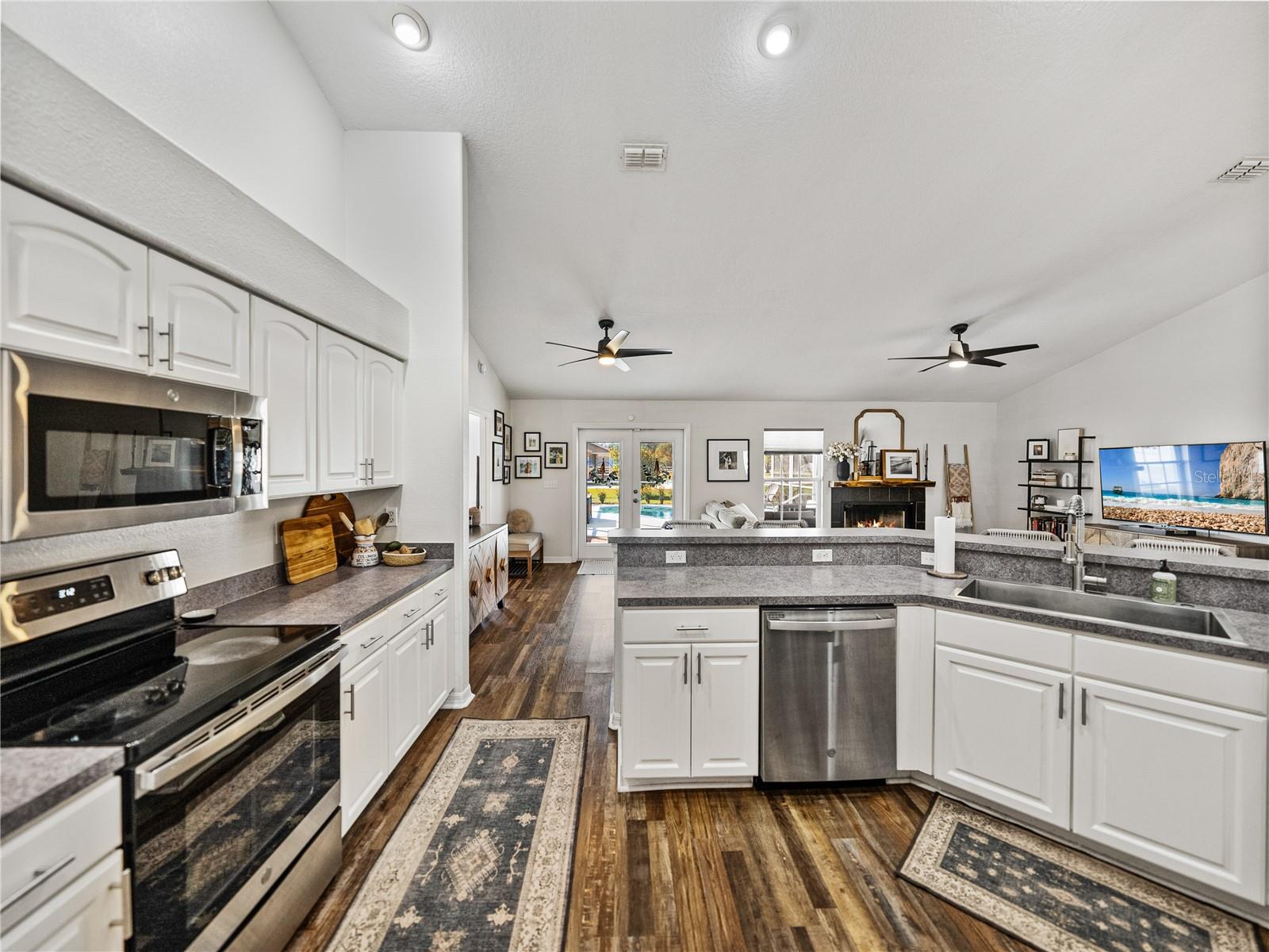 GREY FOX HOLLOW PH 02 - Residential