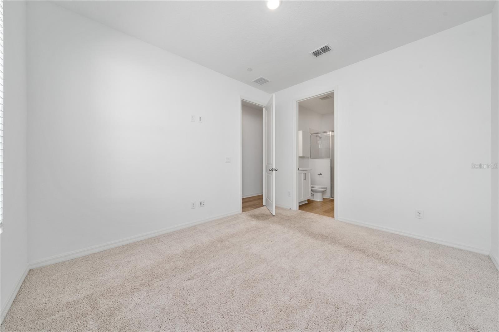 LAUREATE PARK NBRHD CENTER PH 3 - Residential