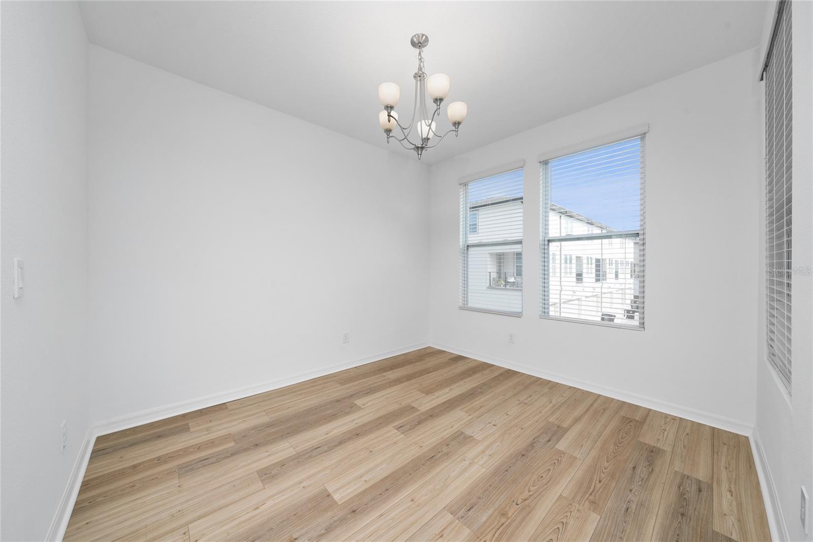 LAUREATE PARK NBRHD CENTER PH 3 - Residential