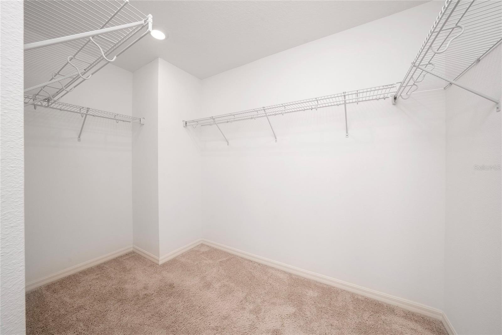 LAUREATE PARK NBRHD CENTER PH 3 - Residential