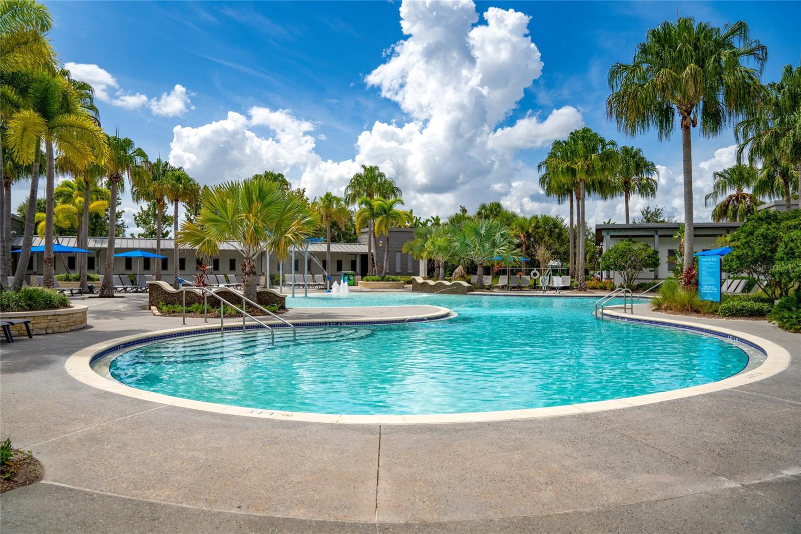 LAUREATE PARK NBRHD CENTER PH 3 - Residential