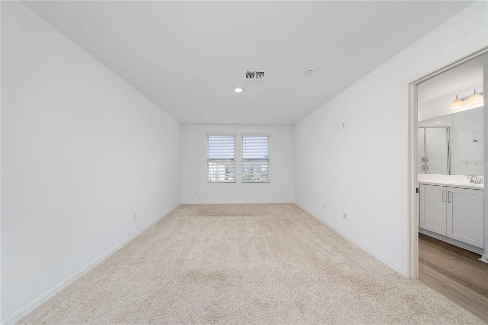 LAUREATE PARK NBRHD CENTER PH 3 - Residential