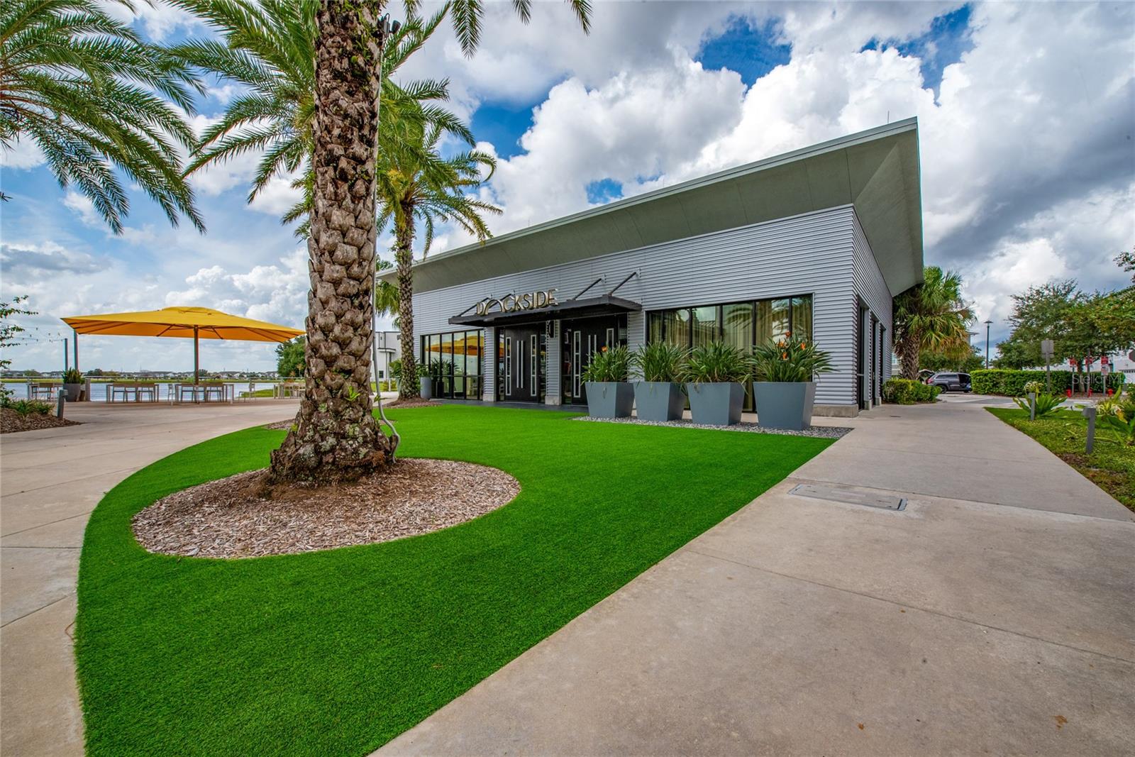 LAUREATE PARK NBRHD CENTER PH 3 - Residential