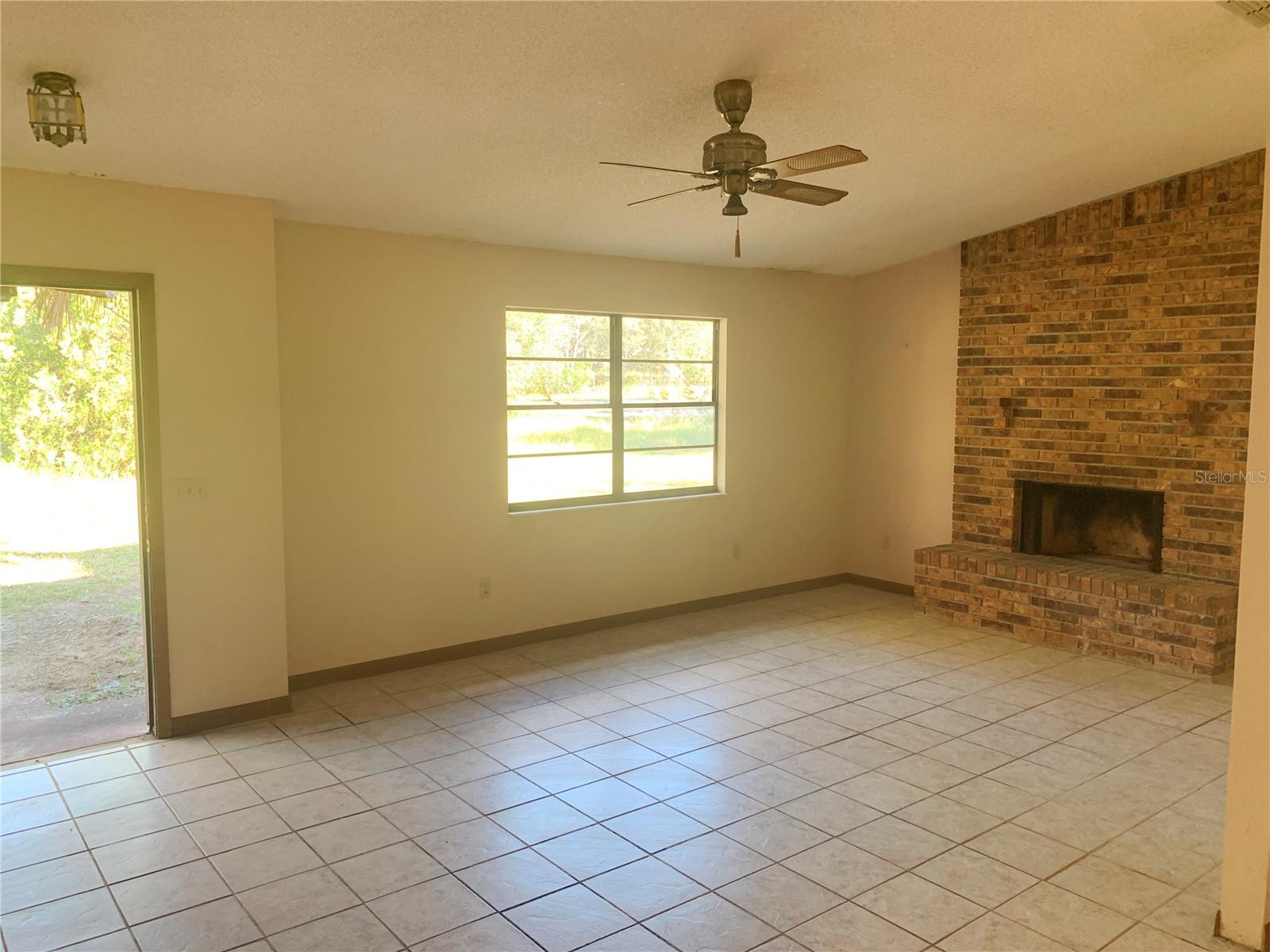 CIRCLE M RANCHETTES UNREC SUB - Residential