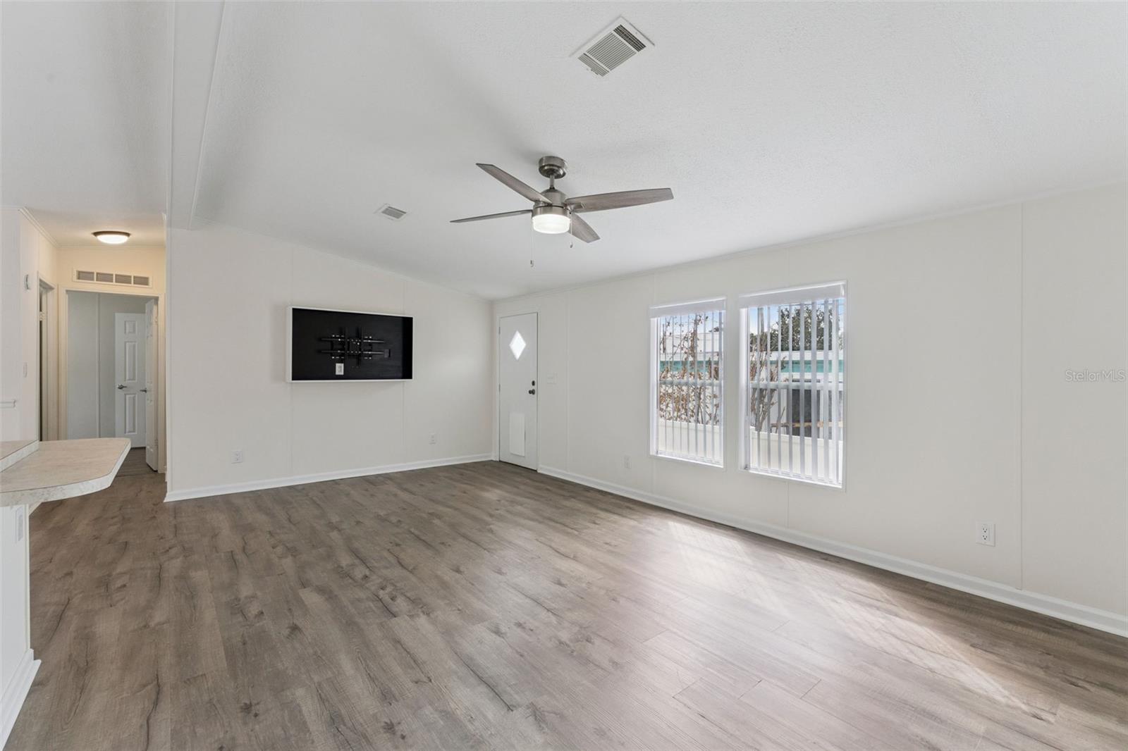 SOUTH WATERFRONT PARK - Residential