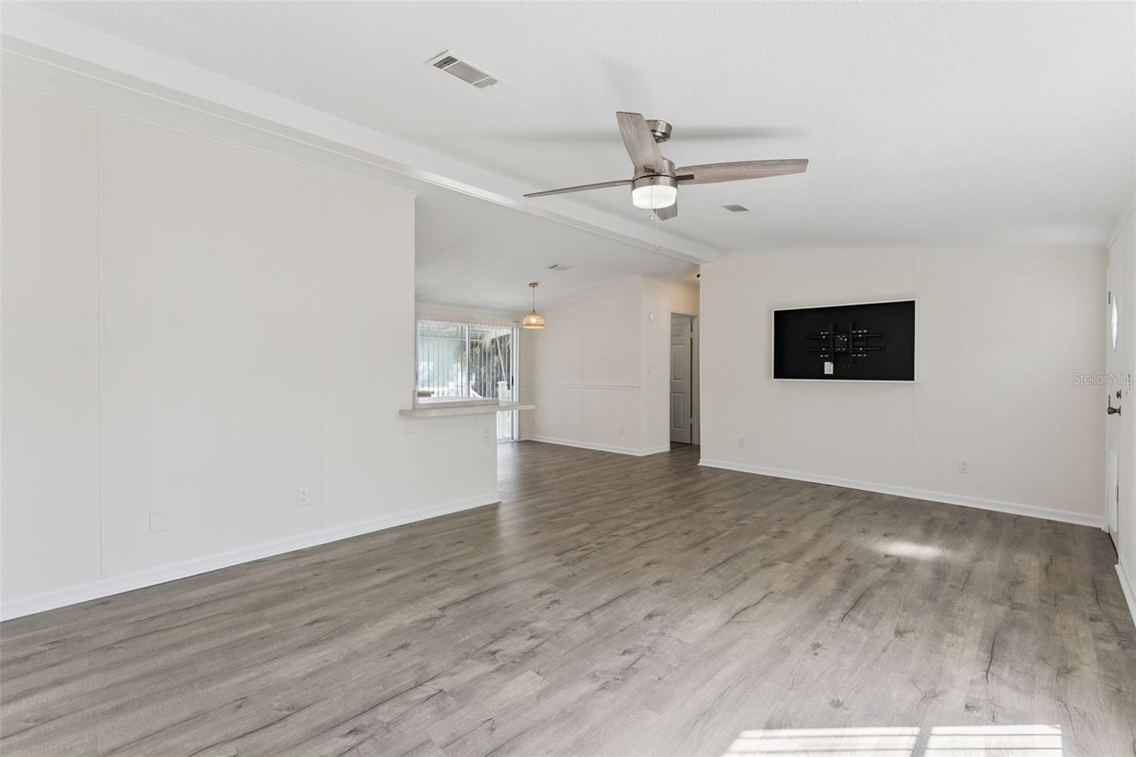 SOUTH WATERFRONT PARK - Residential