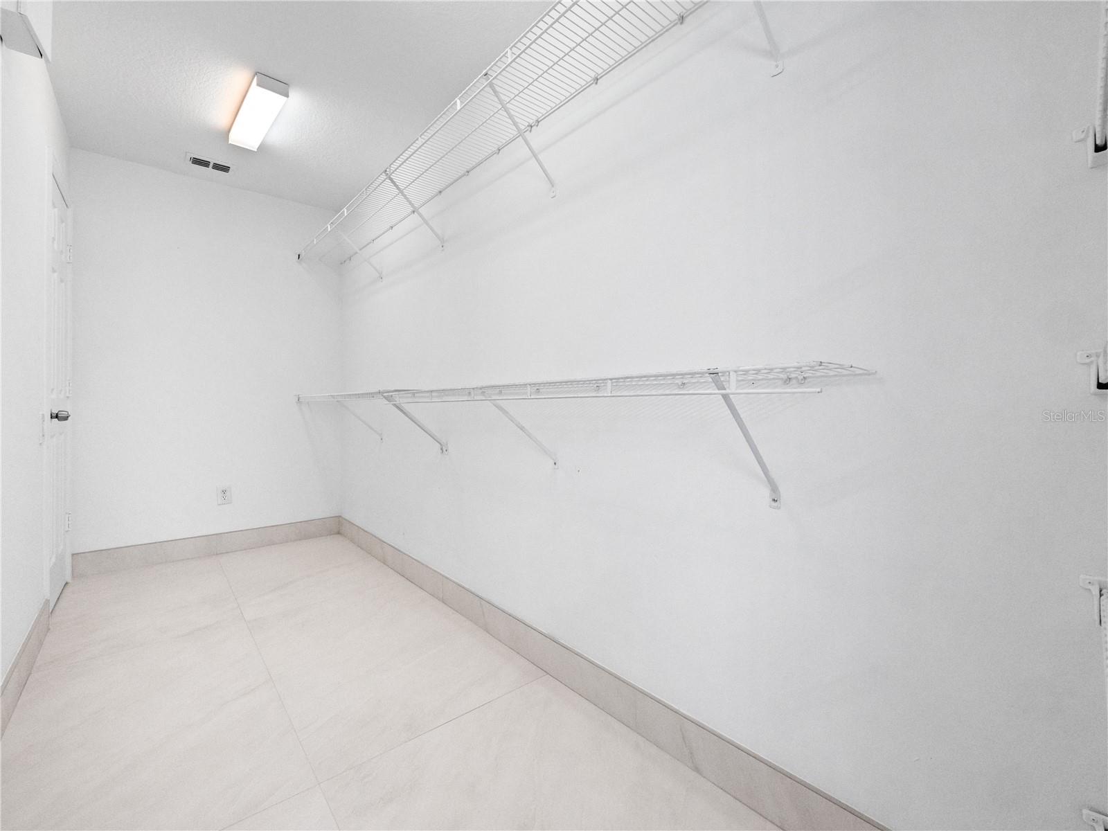 LANDSBROOK TERRACE - Residential Lease