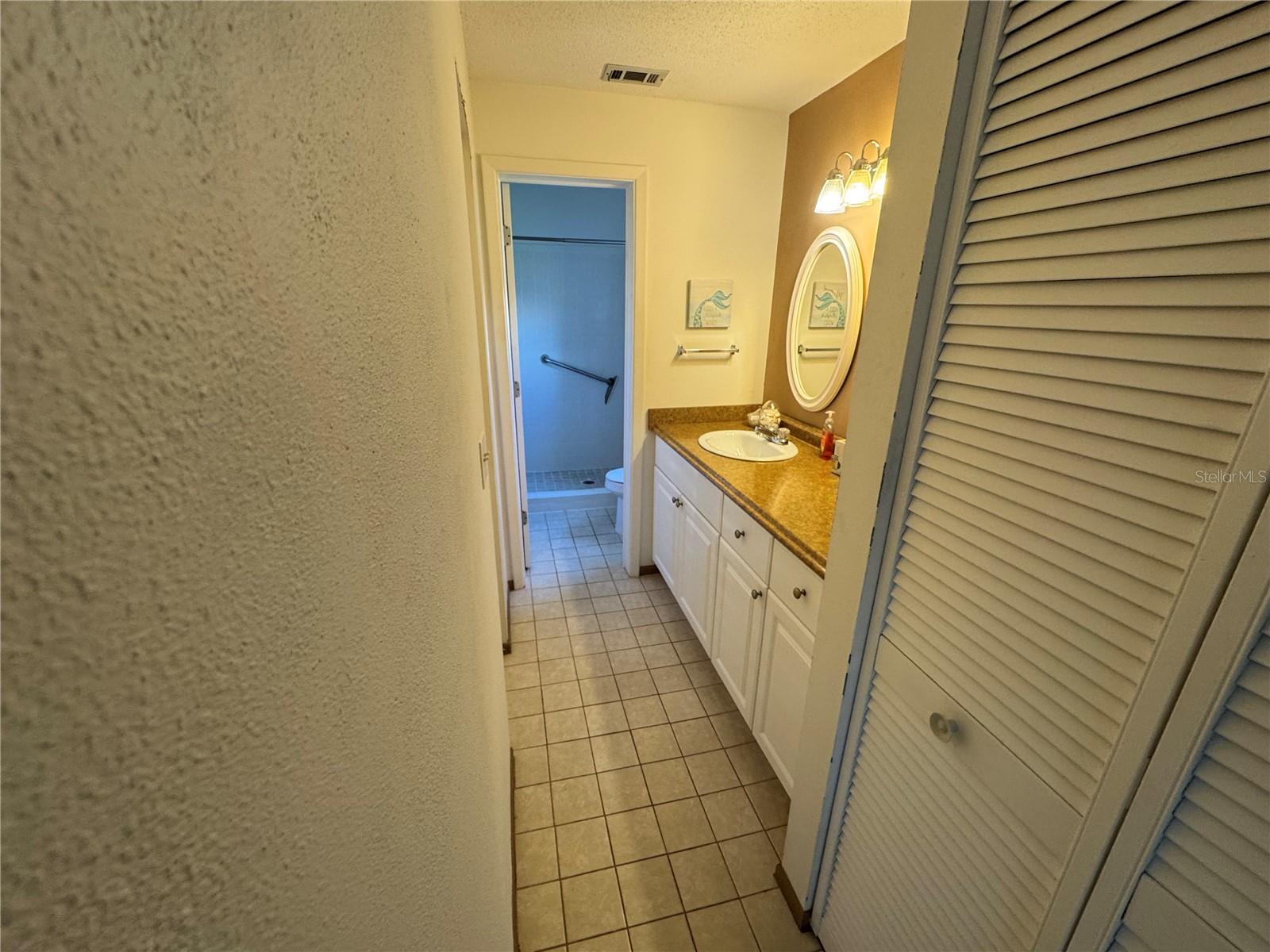 MISSION LAKES - Residential Lease