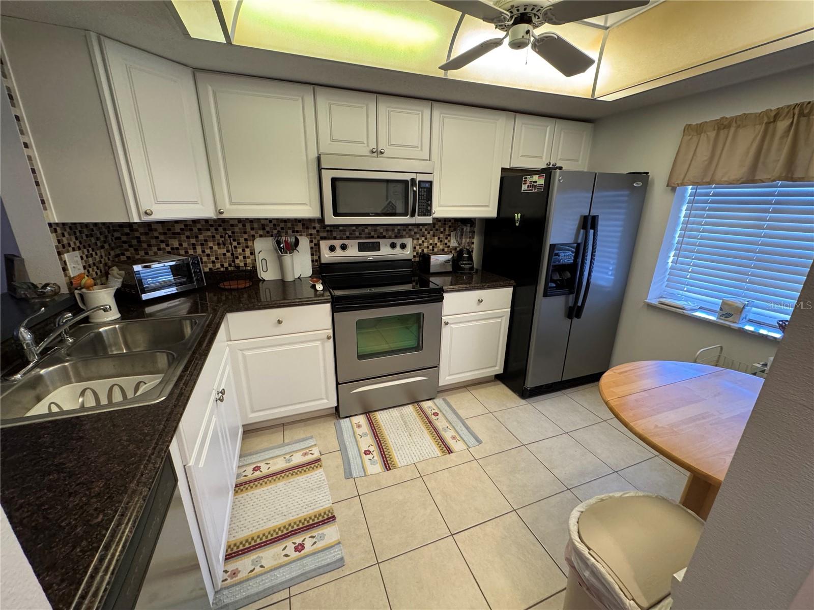 MISSION LAKES - Residential Lease