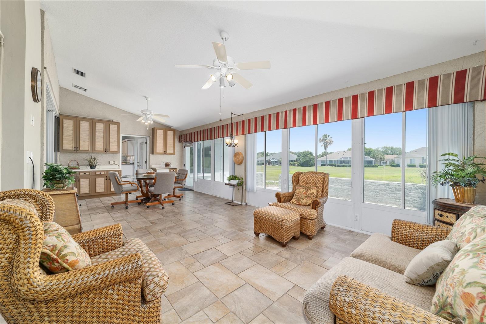 OCALA PALMS UN 04 - Residential