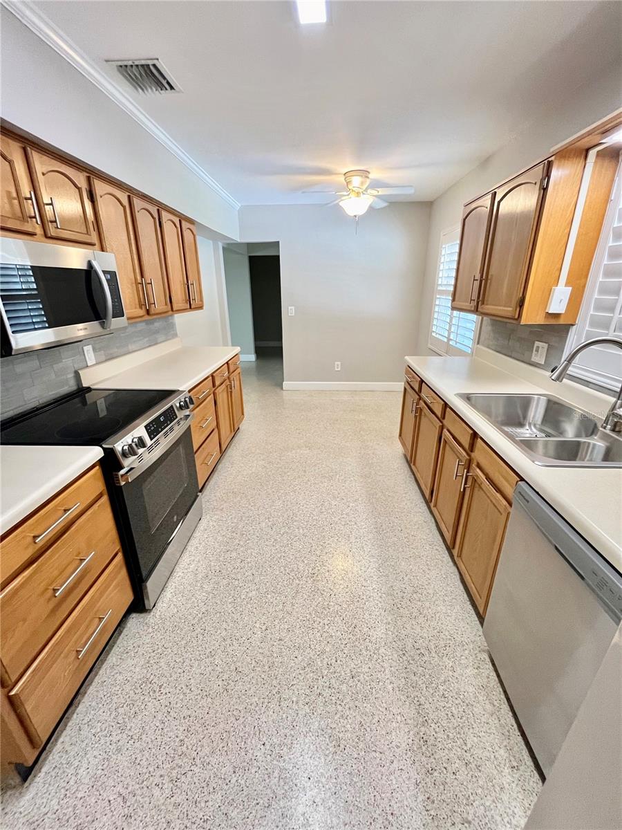 WASHINGTON-BRENNAN SUB - Residential Lease