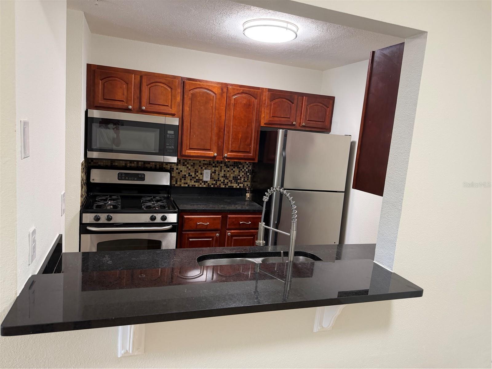 MIRIADA CONDO - Residential